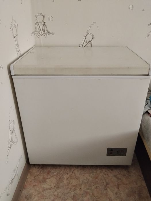 Продам морозильник