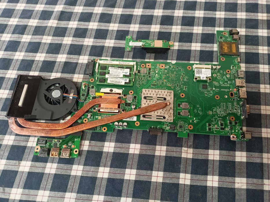 Elemente Asus N73 N73J