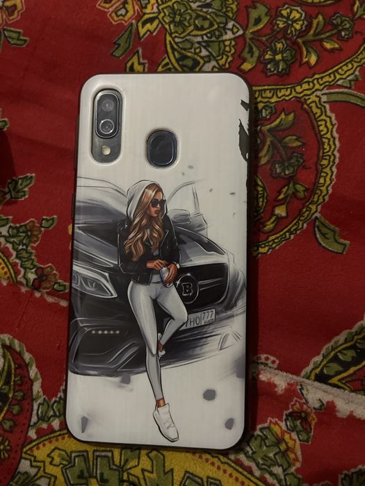 Продам а40 телефон