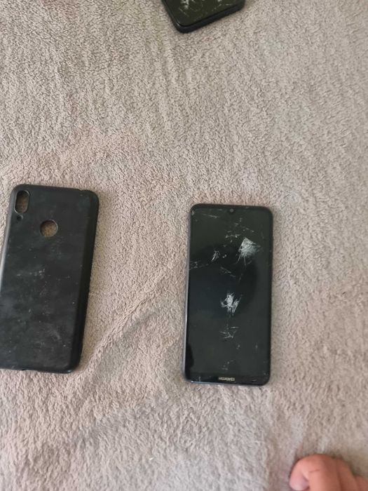 Telefoane de vanzare pentru piese