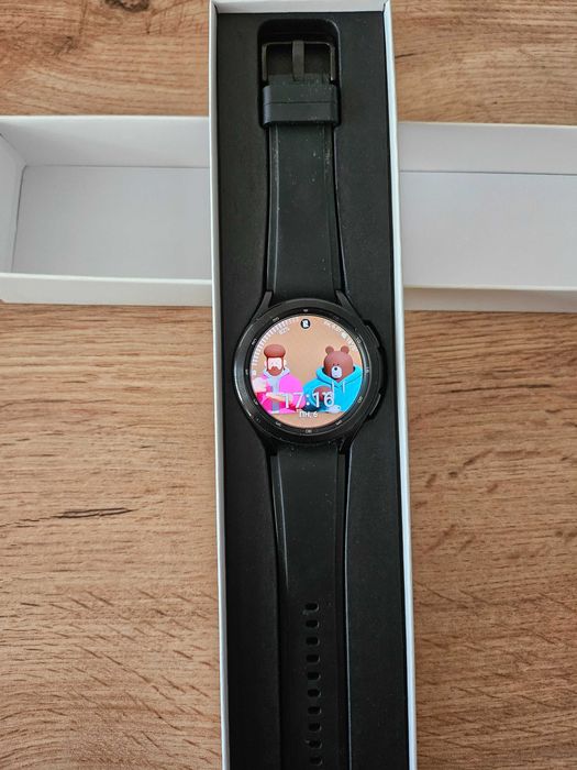 Samsung galaxy Watch4 Classic