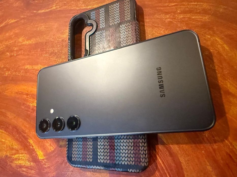 Samsung s24 plus 256/12