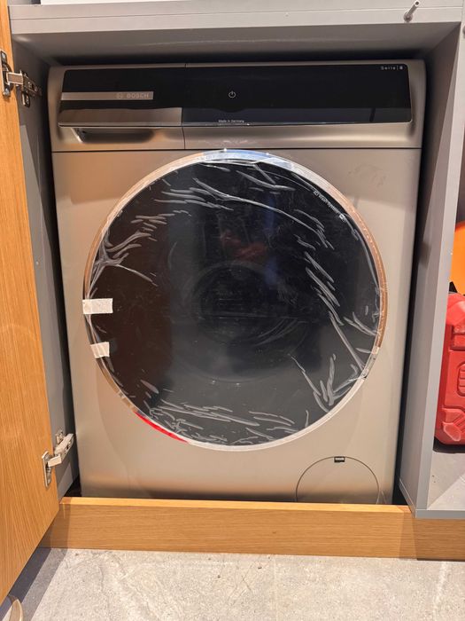 Пералня BOSCH 8 series WGB2560X0