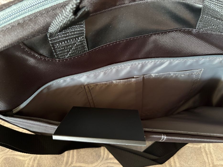 Geantă Laptop ASUS Nereus (16") – Nouă, Originală