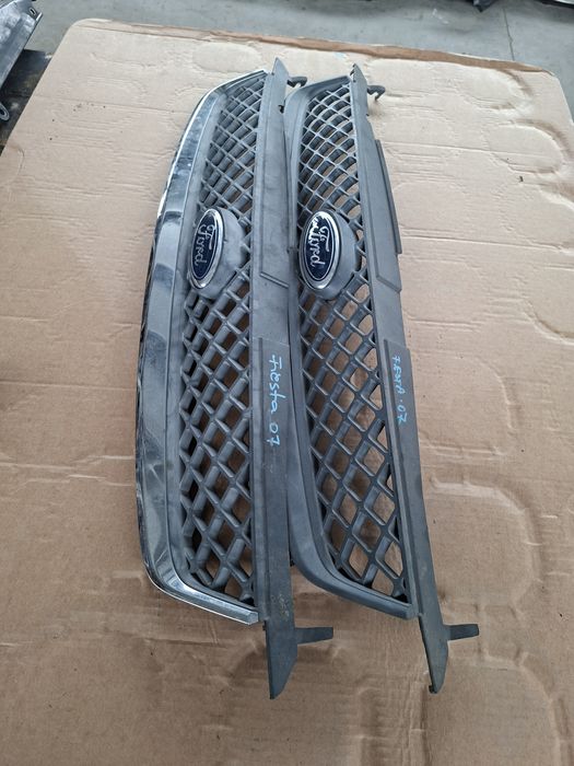 Grila radiator ford fiesta 2005-2009