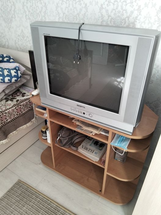 Продам телевизор