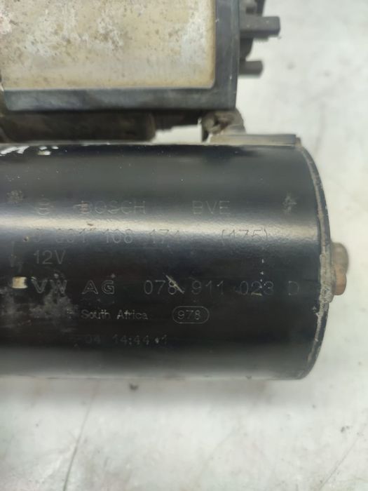 Electromotor 2.4 2.8 ATQ ARJ 078911023D Volkswagen VW Passat B5