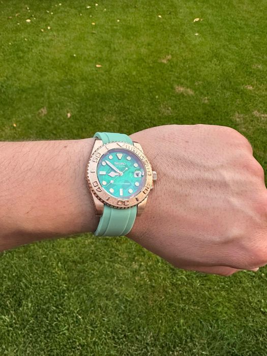 Ceas de mana custom din bronz Seiko