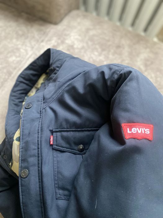 Куртка  зимнея “ Levis “