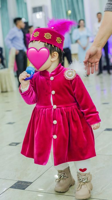 Платье на Тусар кесу, на 1 годик.