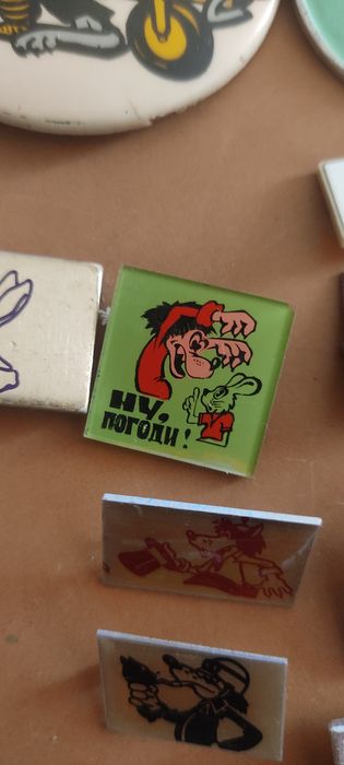 Значки советские. Мультики