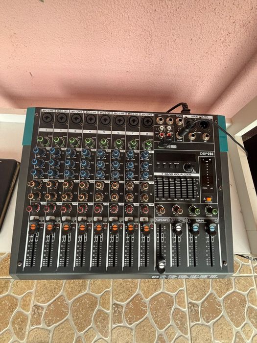 Sistem audio akay