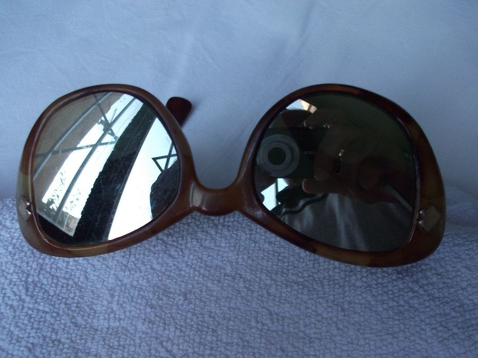 Огледални ретро слънчеви очила