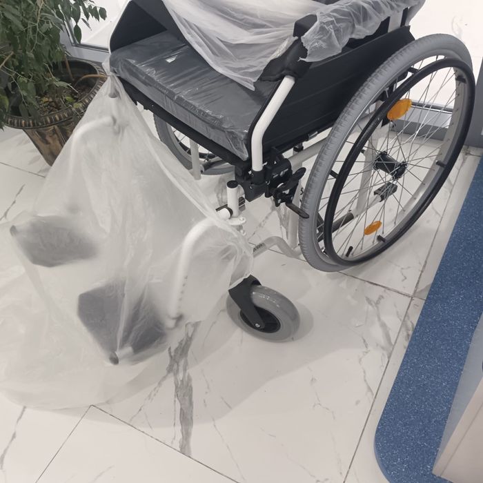 Инвалидная коляска (Договорная)