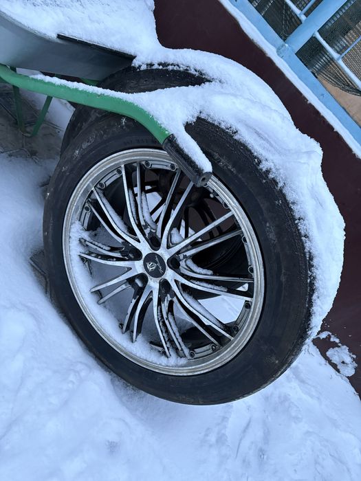 продается диски с покрышками