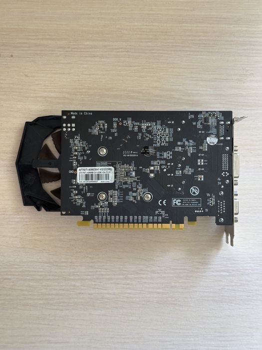Видеокарта GTX 750Ti 4GB