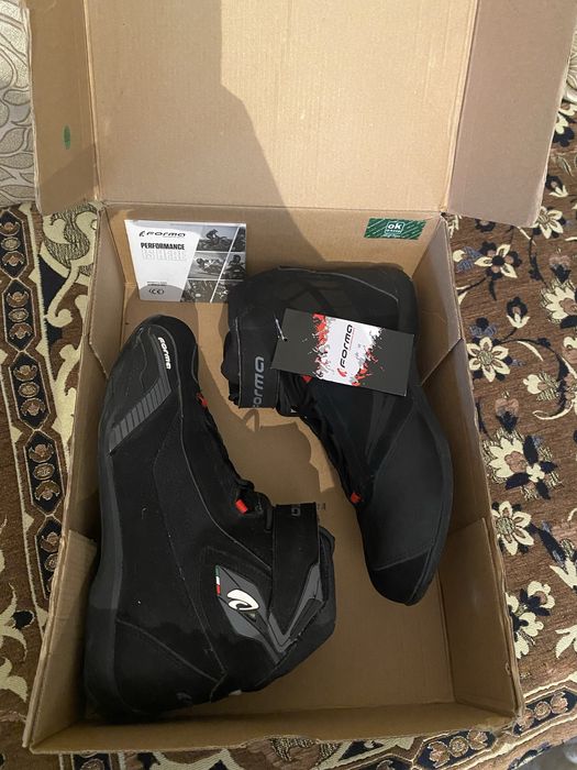 Мотоботинки forma состояние новое