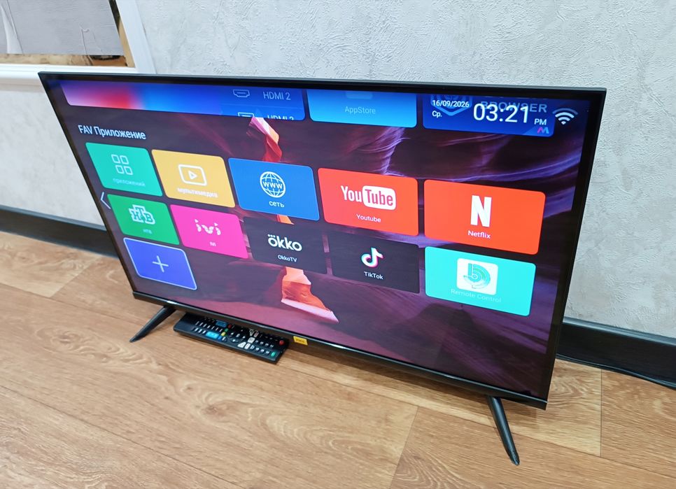 Телевизор SAMSUNG Panel Smart YouTube.
