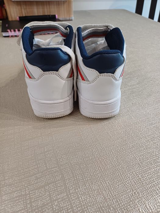 Маратонки champion 28 номер