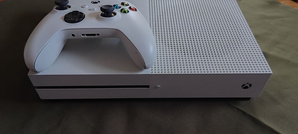 Consola Xbox one s 1 tb