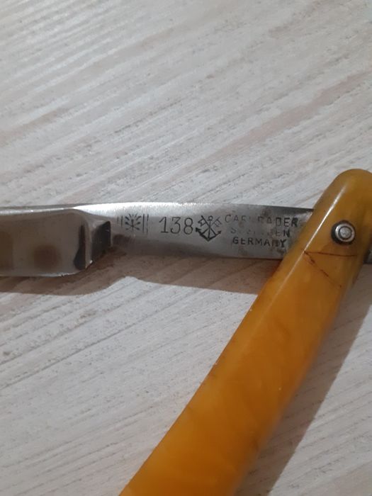 Античен бръснач(Anker und flagen) на Карл Радер Солинген.