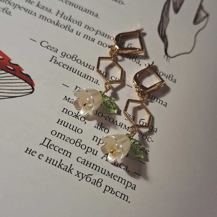 Ръчно изработени обеци от естествени кристали