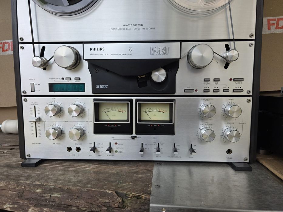 Philips N 4520 magnetofon