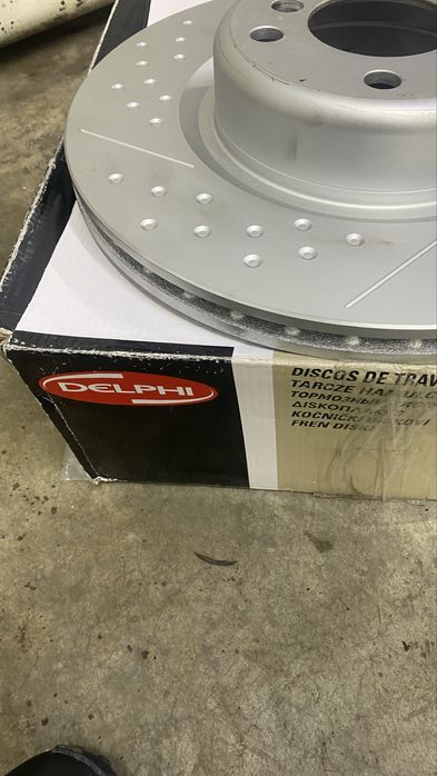 Перфориванные тормозные диски БМВ