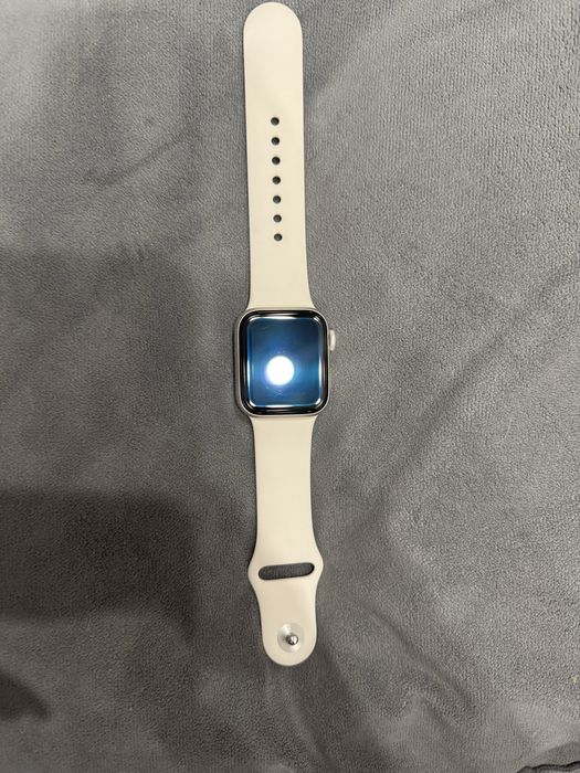 Apple Watch SE 2024