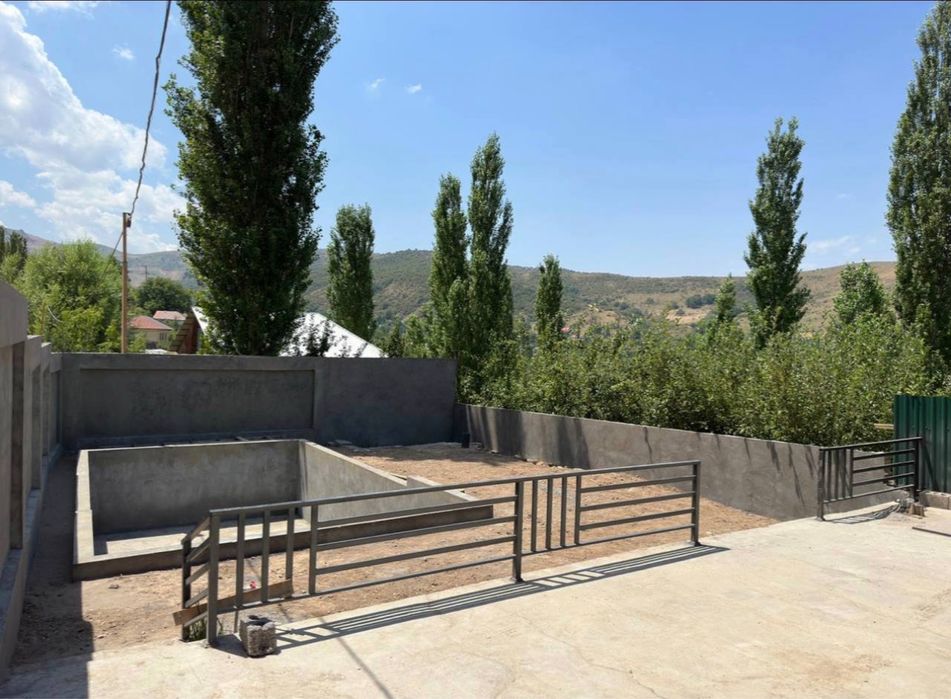 Chimyonda dacha sotiladi