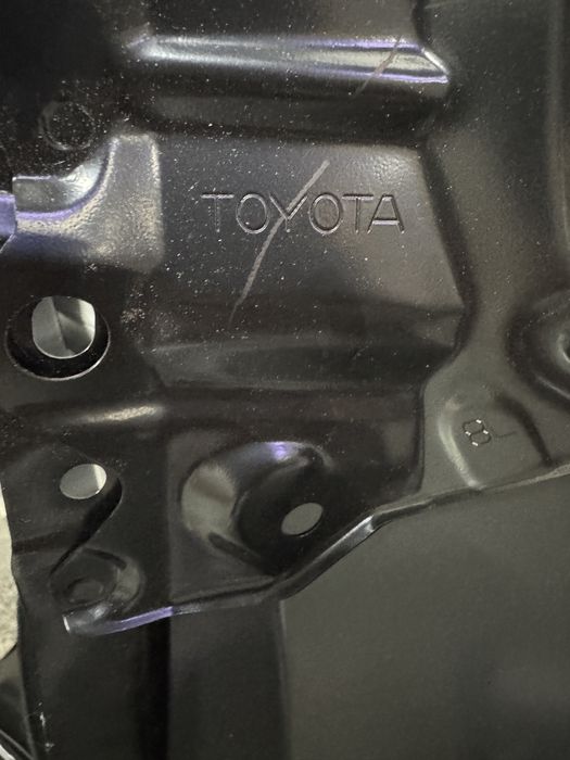 Крылья на Toyota Camry/Камри 70/75