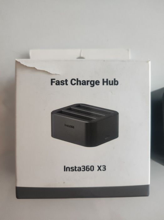 Зарядно устройство Insta360 - ONE X3 Fast Charge Hub, черно