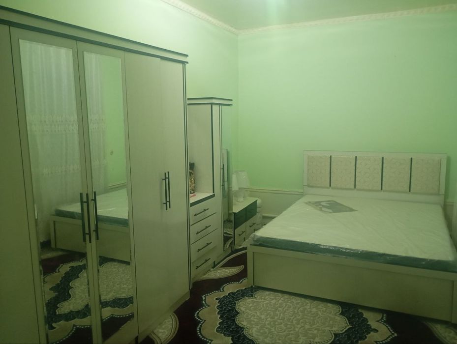 Yotoqxona uchin komplekt mebel toplami xamma jihozlari bilan sotiladi