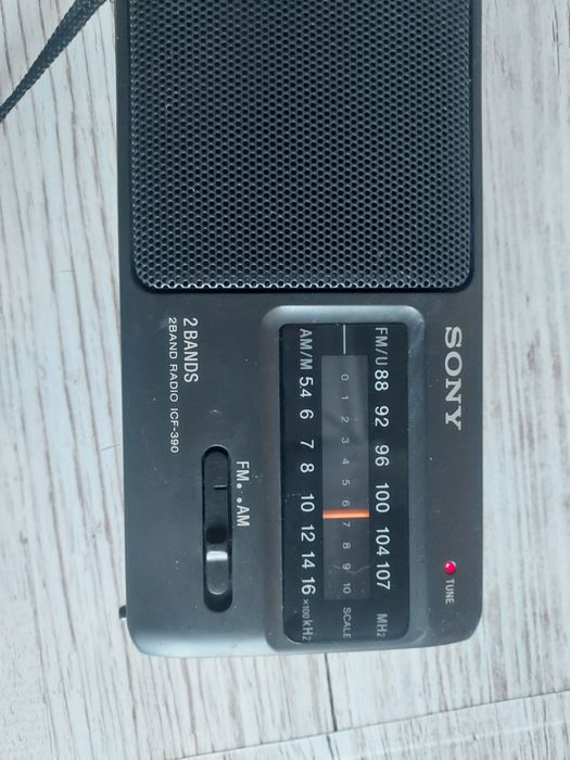 Radio Sony ICF-390