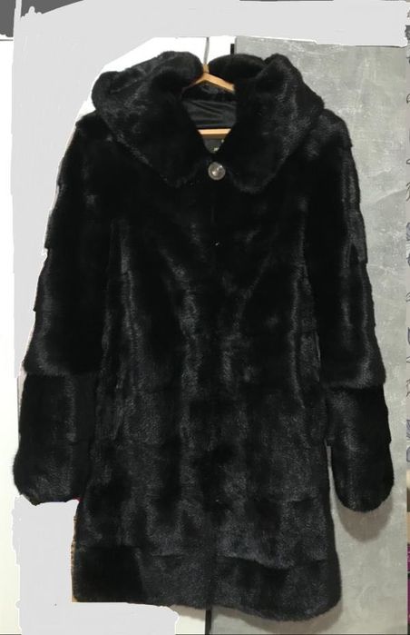 Продам норковую шубу