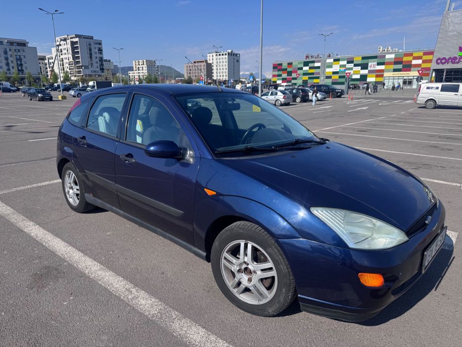 FORD Focus 2000 — imagine 4