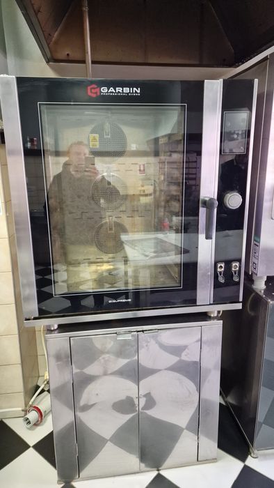 Cuptor patiserie/gastronomic 10 tavi