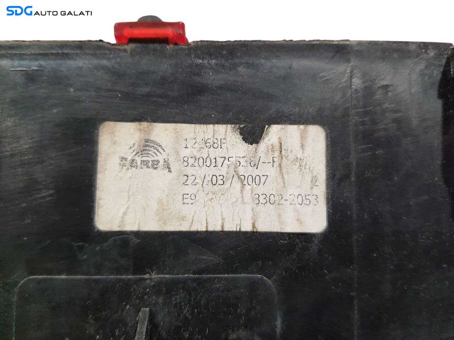Stop Tripla Lampa Aditionat Auxiliar Central de pe Haion Renault Megane 2 2002 - 2008 Cod 8200175536 [N3602]