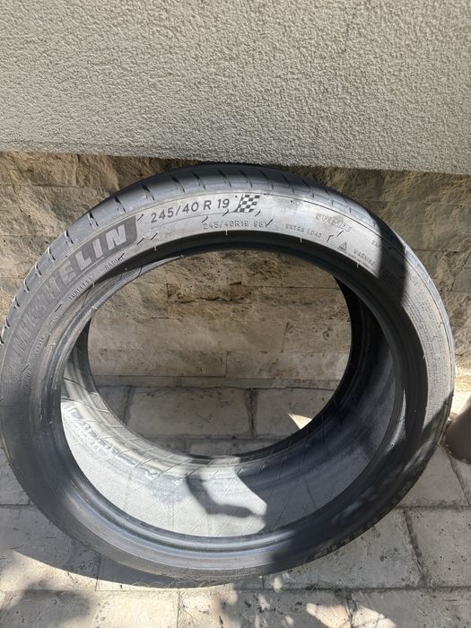 Michelin Pilot Sport 4 zp in 2 dimensiuni