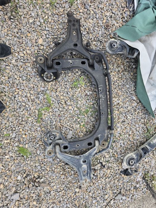 Audi 80 b4 на части