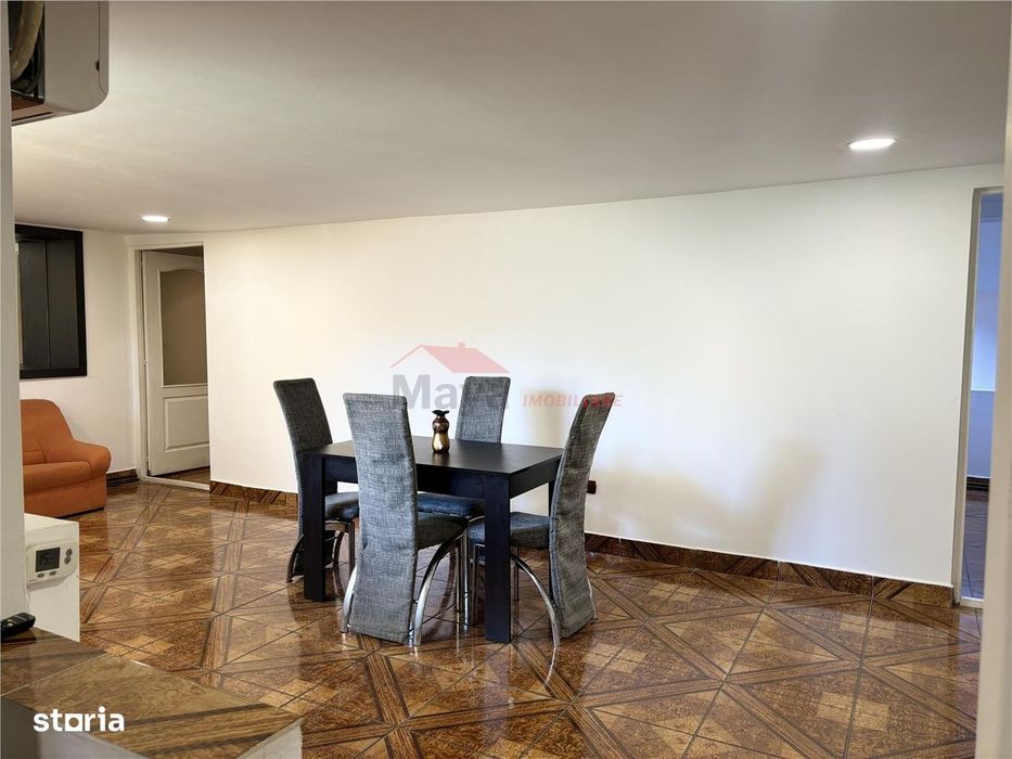 Apartament 3 camere, zona Cadastru