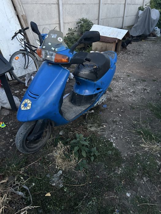 Scuter de 49 nu aprilia amigo
