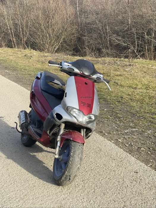 Scuter gipera runner