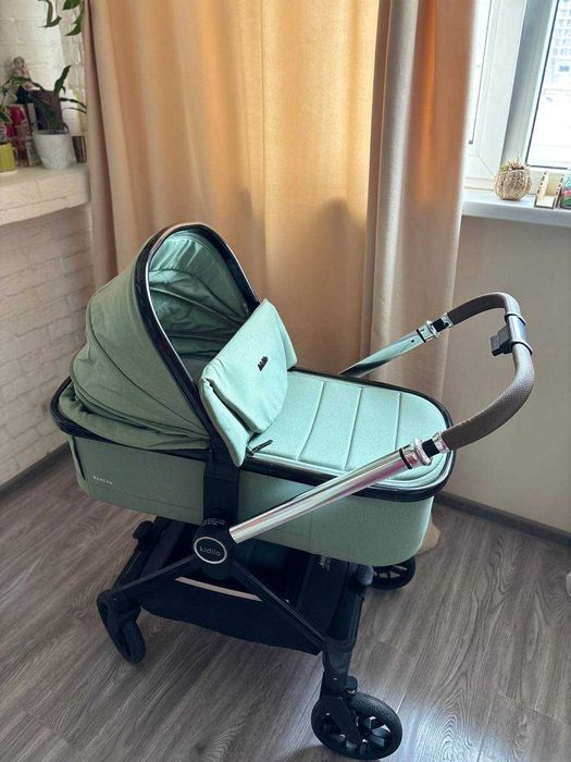 Продается Коляска 2-в-1 Kidilo