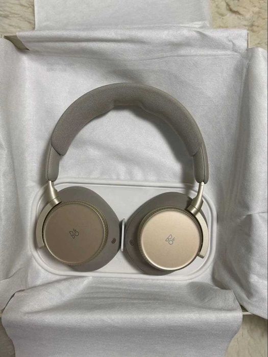 Bang & Olufsen Beoplay H100