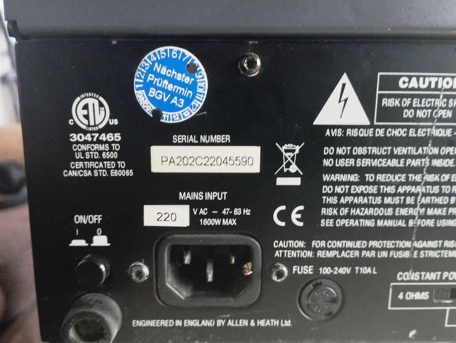 Смесителен пулт         ALLEN & HEATH PA20-CP.               2 x 500 W