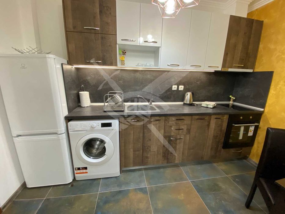 Двустаен апартамент във Въстанически! 11406251