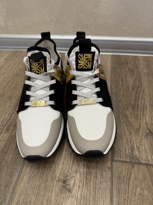 Спортни обувки Steve Madden