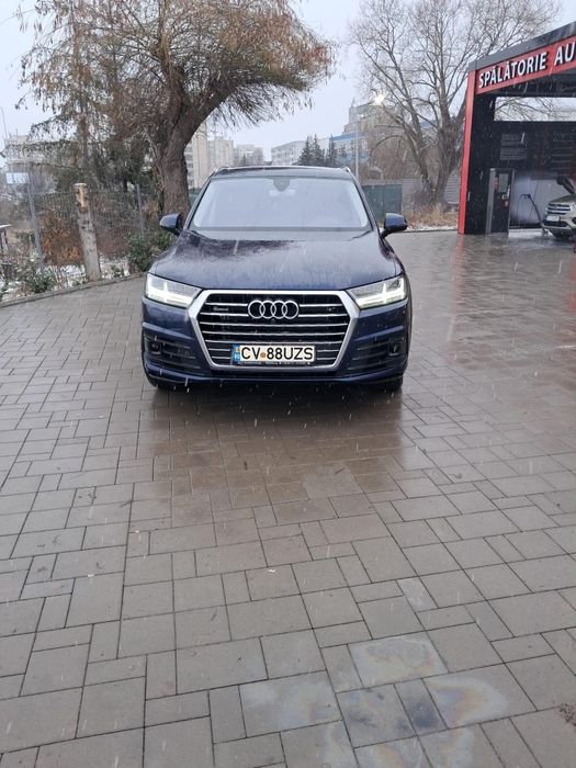 Audi Q7 -7 locuri