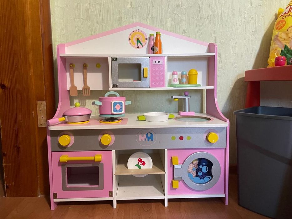 Кухня игрушечная